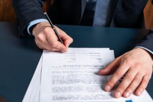 Read more about the article Legal Considerations When Entering a Private Mortgage Agreement